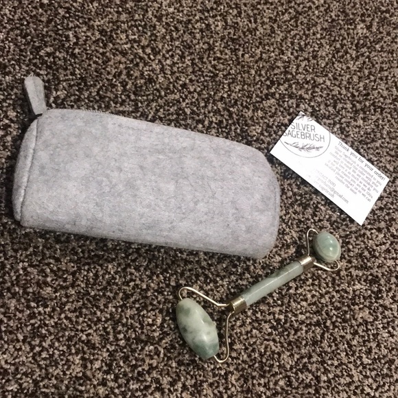 Facial Roller - Picture 6 of 9